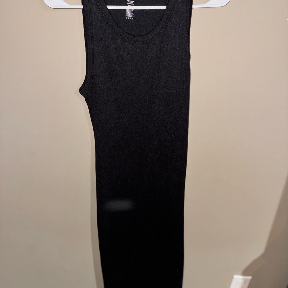 Black Sleeveless Bodycon Dress